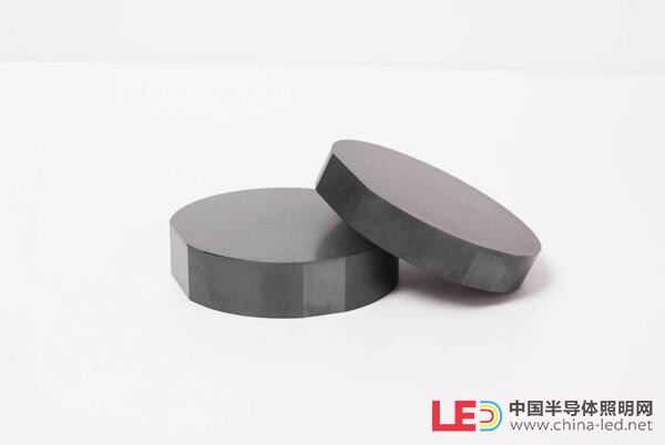 上海大革成功开发导电型4H4寸碳化硅衬底