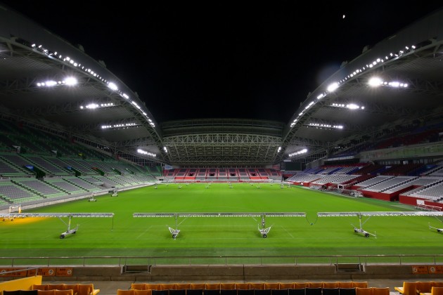 【新闻图片】为全球最大的橄榄球巡回赛，日本御崎公园体育场换装全新LED照明01